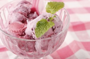 Rezeptbild: Aronia-Vanille Eis